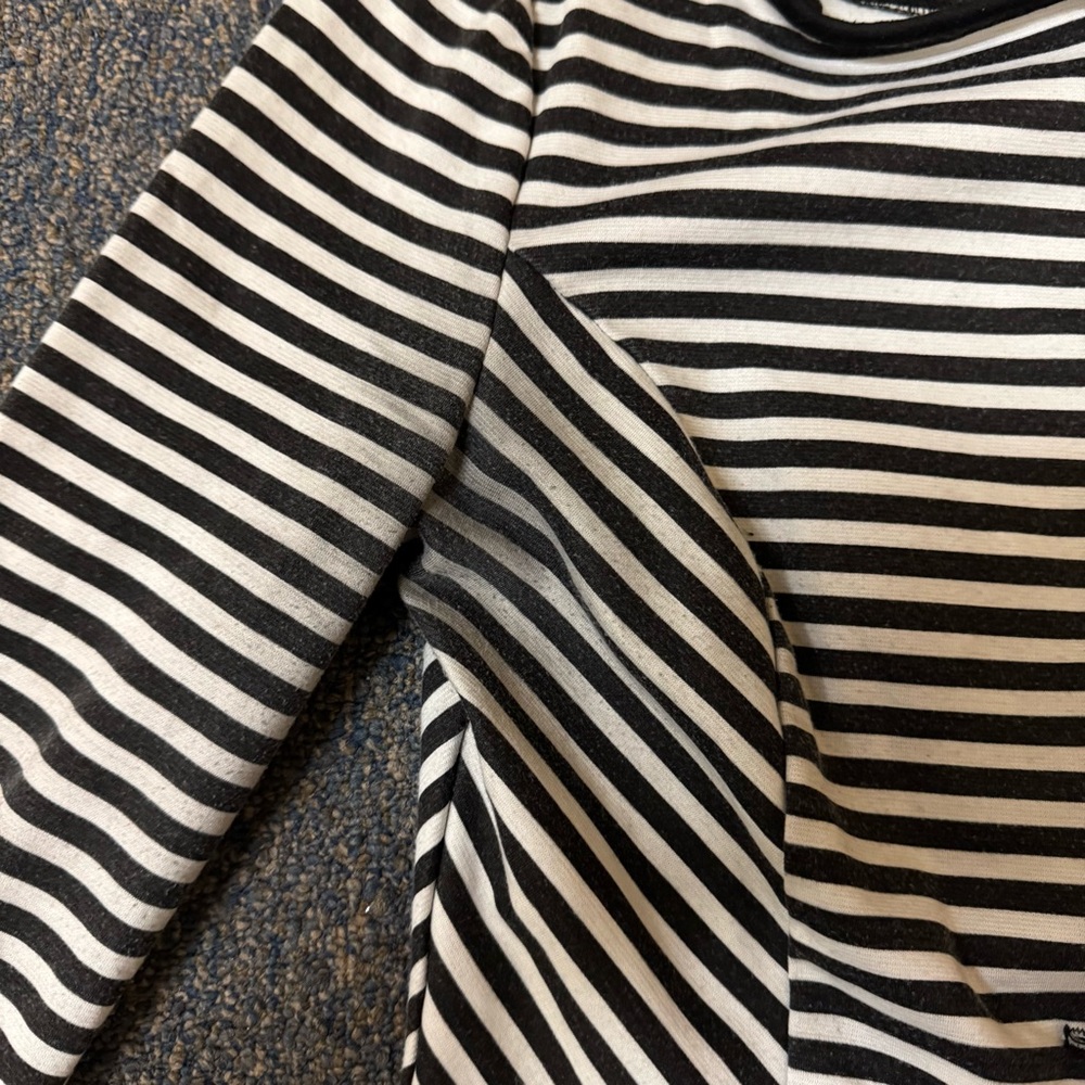 Striped Long Sleeve - Picture 3 of 4